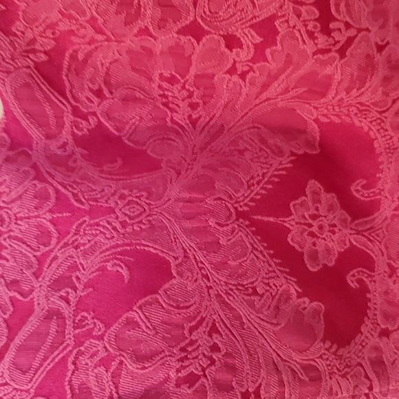 Guess Top - Picture 2 of 5